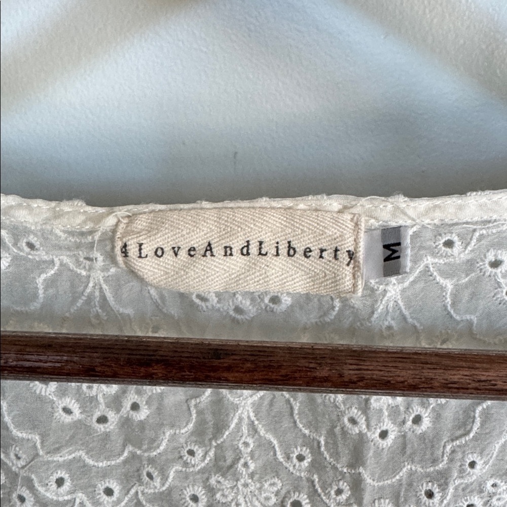 4 Love And Liberty Elegant White Lace Dress 100% silk - Picture 2 of 4